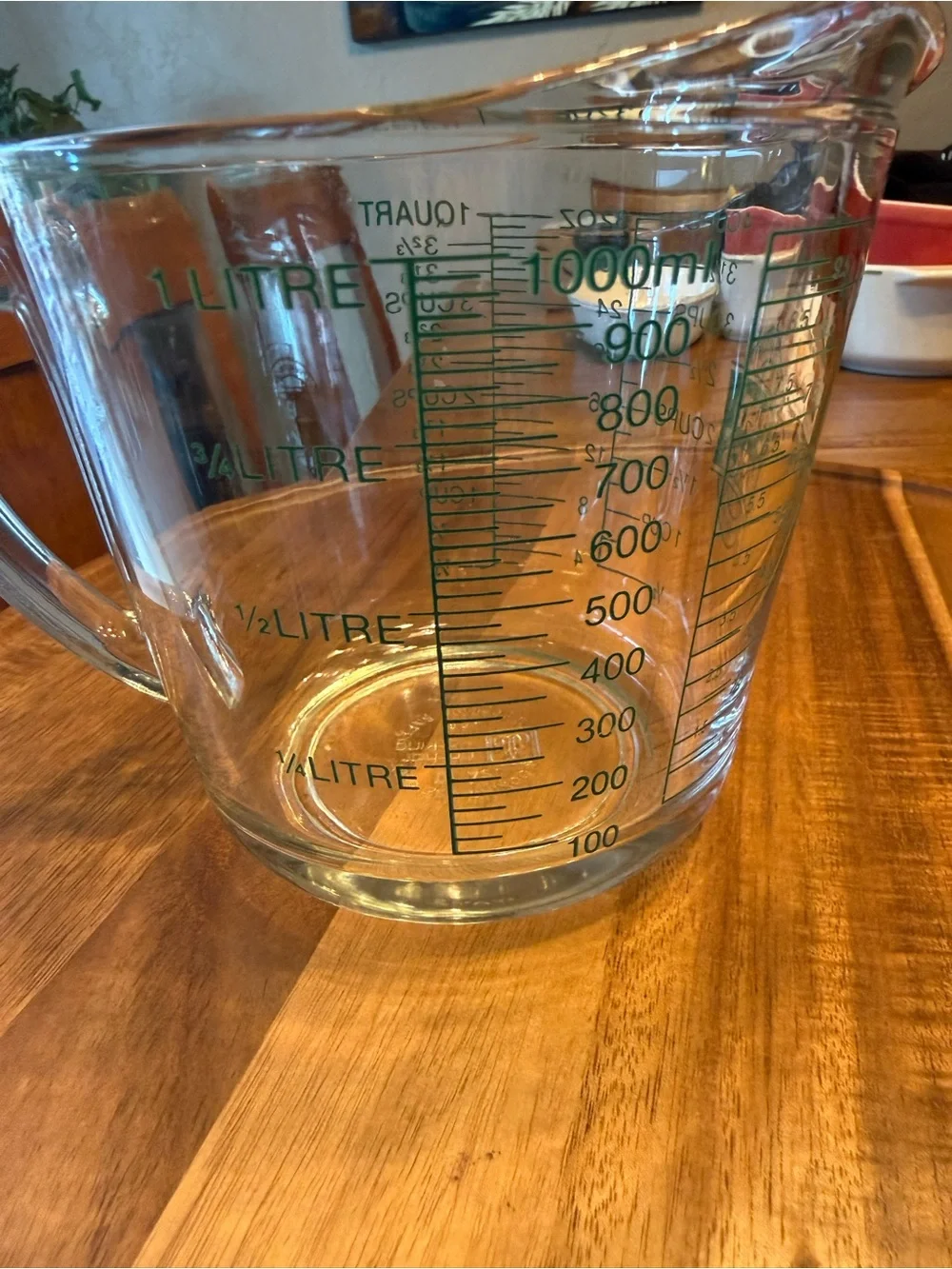 Anchor Hocking Oven Originals 4 cup Measuring Cup with Green Graphics Vintage